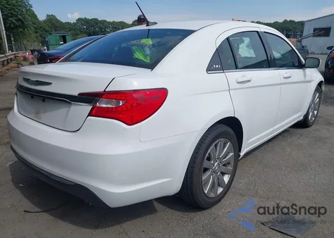 2014 Chrysler 200 Touring из США, поврежденный, VIN 1C3CCBBG7EN114957